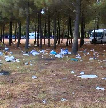 sariyer-piknikciler-cop-orman