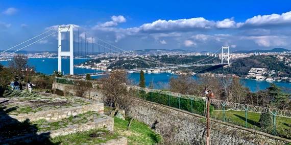 Rumeli Hisarı’nı pireler bastı!