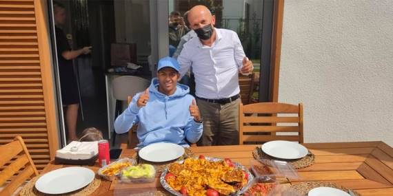 Patrick Muhit Kebap’ı tercih etti