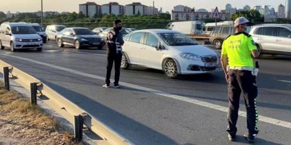 Sarıyer’de çakarlı araç denetimi