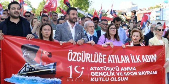 Beşiktaş’ta “Bağımsızlık için İlk Adım Yürüyüşü”