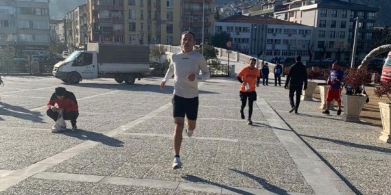 Maratoncu Öğretmen Berlin Maratonu İçin Hazırlıklarını Sürdürüyor!
