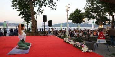 yoga-gunu-sariyerde-kutlandi