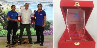 halit-canbas-plaket-verildi