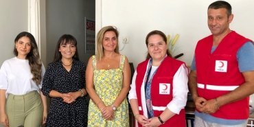 turk-kizilayi-sariyer-gazetesi-ziyareti