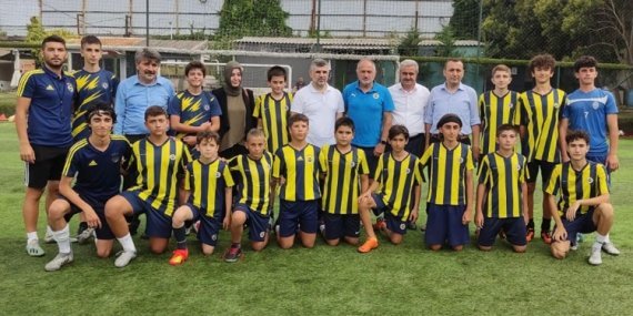 Fenerbahçe Futbol Okulu’na ziyaret