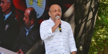 mustafa-bakir-sari-platform-tesekkur