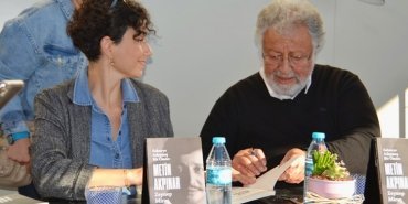 metin-akpinar-imza-gunu-zeynep-mirac-rukiye-ay