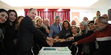 E232BAD9-9431-4E66-863E-930DFD0812E4