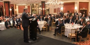 ahmet-davuoglu-is-dunyasi-bulusmasi