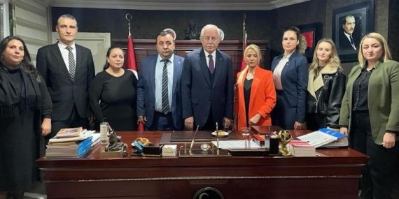 Celal Adan’dan MHP Sarıyer’e ziyaret