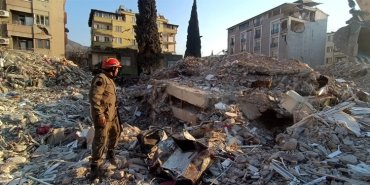 ibb-depremzedeler-afet-yardim