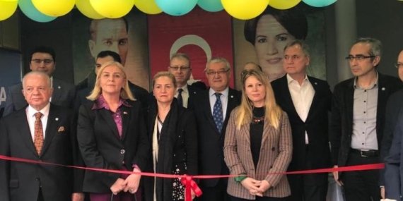 İYİ Parti seçim irtibat bürolarını açtı