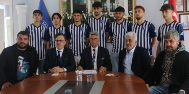 sariyer-spor-imza-toreni-1