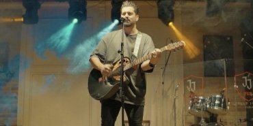 98B619F2-8176-481A-9457-4981CFFE15DA