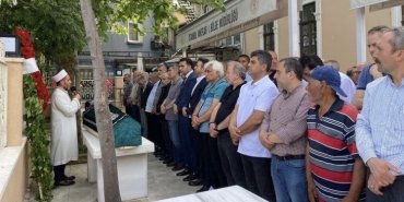 FBBD6B53-B147-4163-ABD6-0686C1295A82