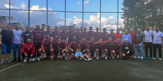 Reşitpaşa Spor Kulübü’nde mangal partisi