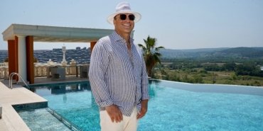 zeki-iclises-sarkisi