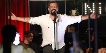 celil-nalcakan-sahne