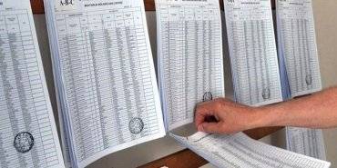 secmen-listeleri-askida