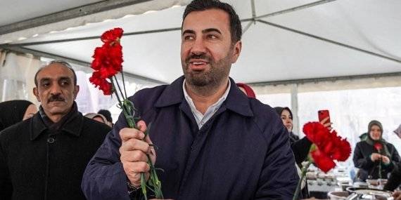 AK Parti Adayı Hüseyin Coşkun’a Ayazağa’da yoğun ilgi!