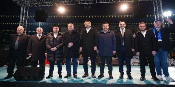 Coşkun, Ayazağa’da iftar programına katıldı