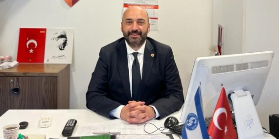 Emirgan muhtarı Muharrem Yavuz, mazbatasını aldı