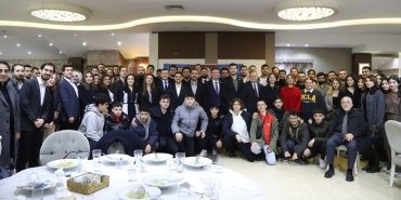oktay_aksu_komsular_bulusmasi