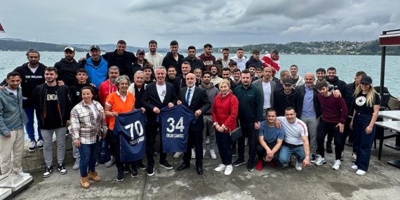 Ercan Çamırcı’dan Sarıyer Lisesi Mezunları buluşması