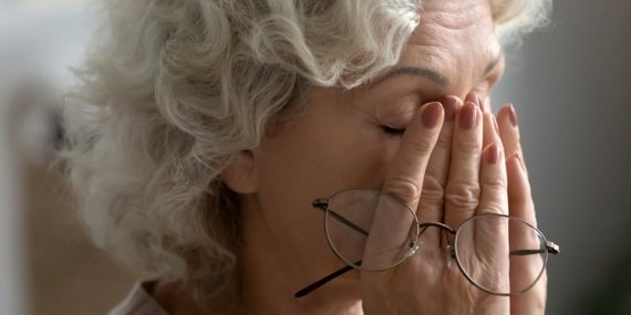 Sabahları belirginleşen baş ağrısına dikkat!