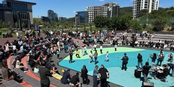 İSÜ’de “En Özel Şenlik” buluşması