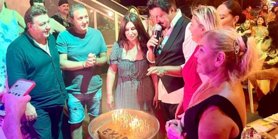 Ekin Akkaş’a ilginç doğum günü!