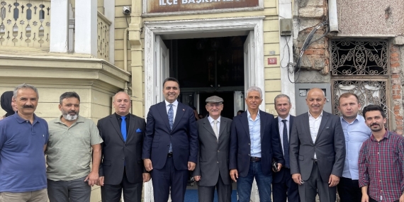 AK Parti Sarıyer’de demokrasi şöleni