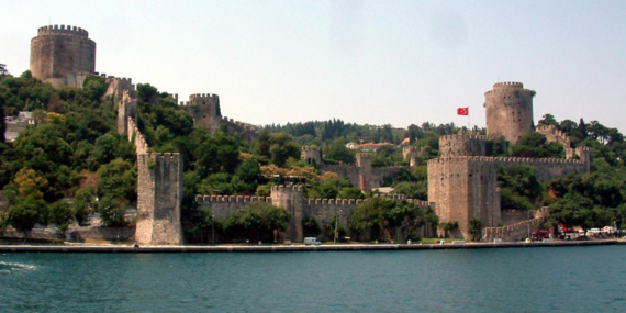 Tarihi Rumeli Hisarı Kalesi’nin sahibi aranıyor!