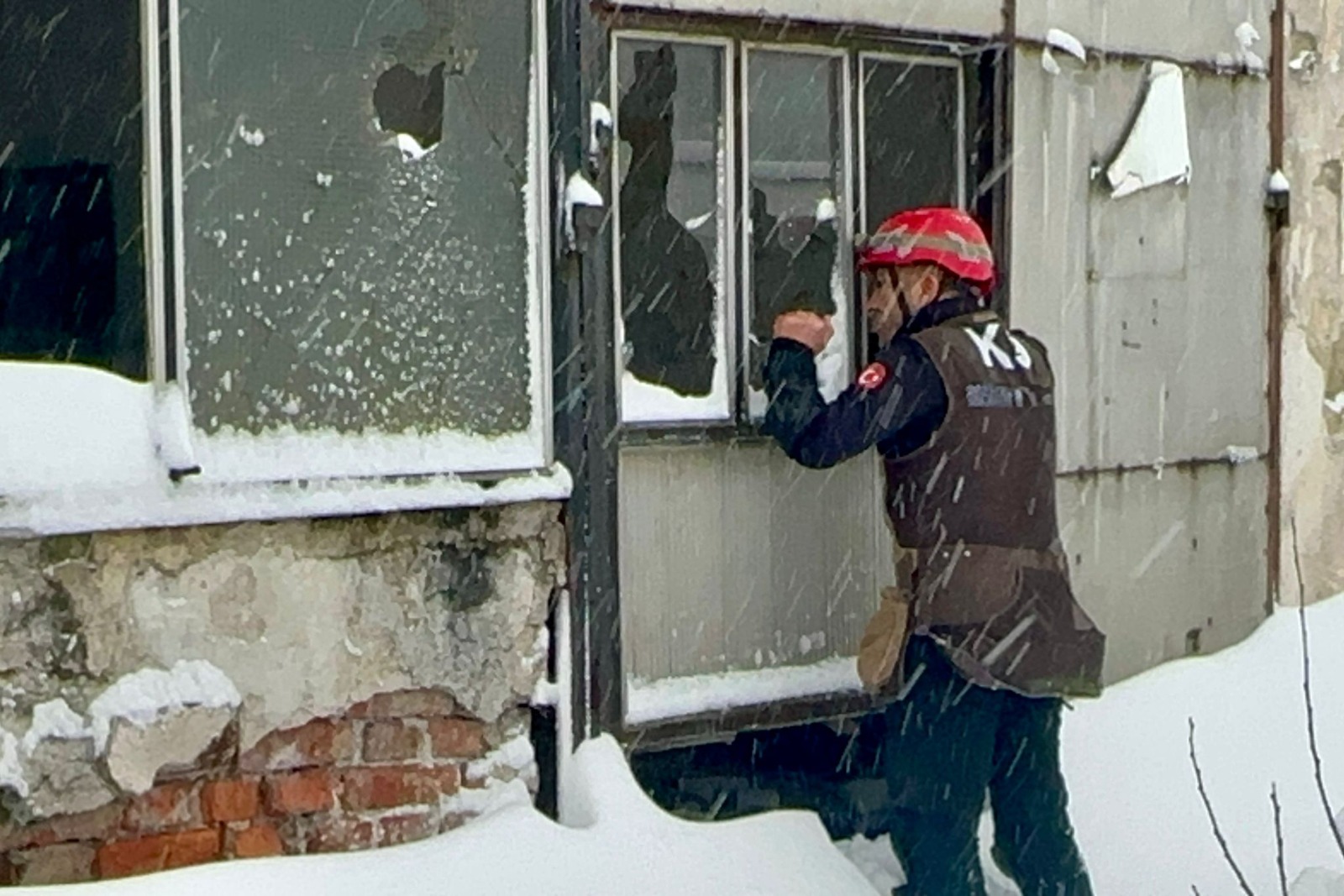 silan_sariyer_belediyesi_deprem_kopegi (2)