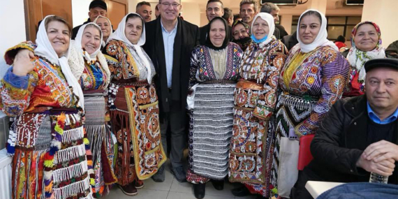 Sarıyer’de hızır lokması paylaşıldı