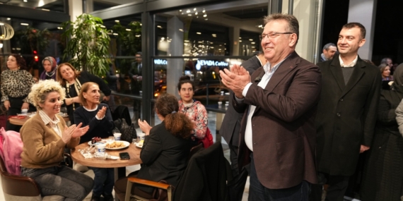 Kireçburnu Güverte’de ilk çaylar yudumlandı