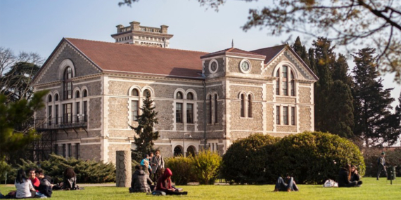 Boğaziçi 8 alanda ilk 300 içinde!