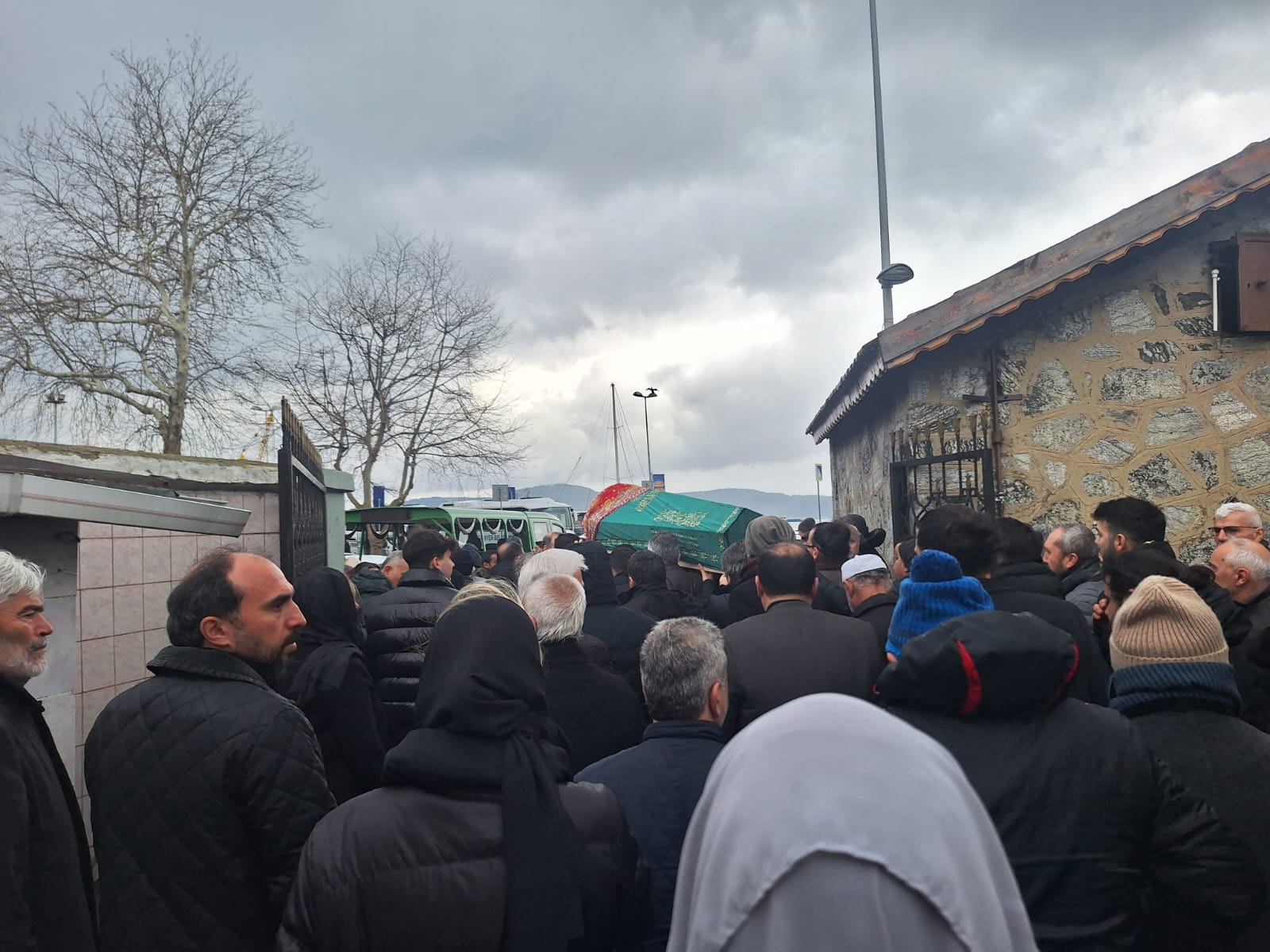 sems_cakiroglu_anne_cenazesi (6)