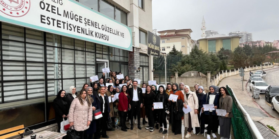 Müge Şenel Güzellik Akademisi’nden seminer 