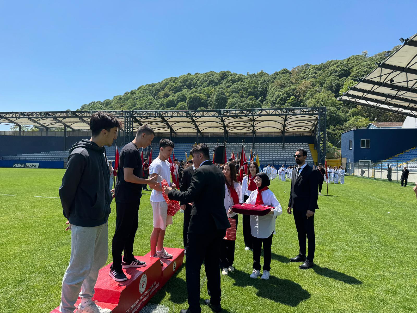 19_mayis_ataturku_anma_genclik_ve_spor_bayrami (17)