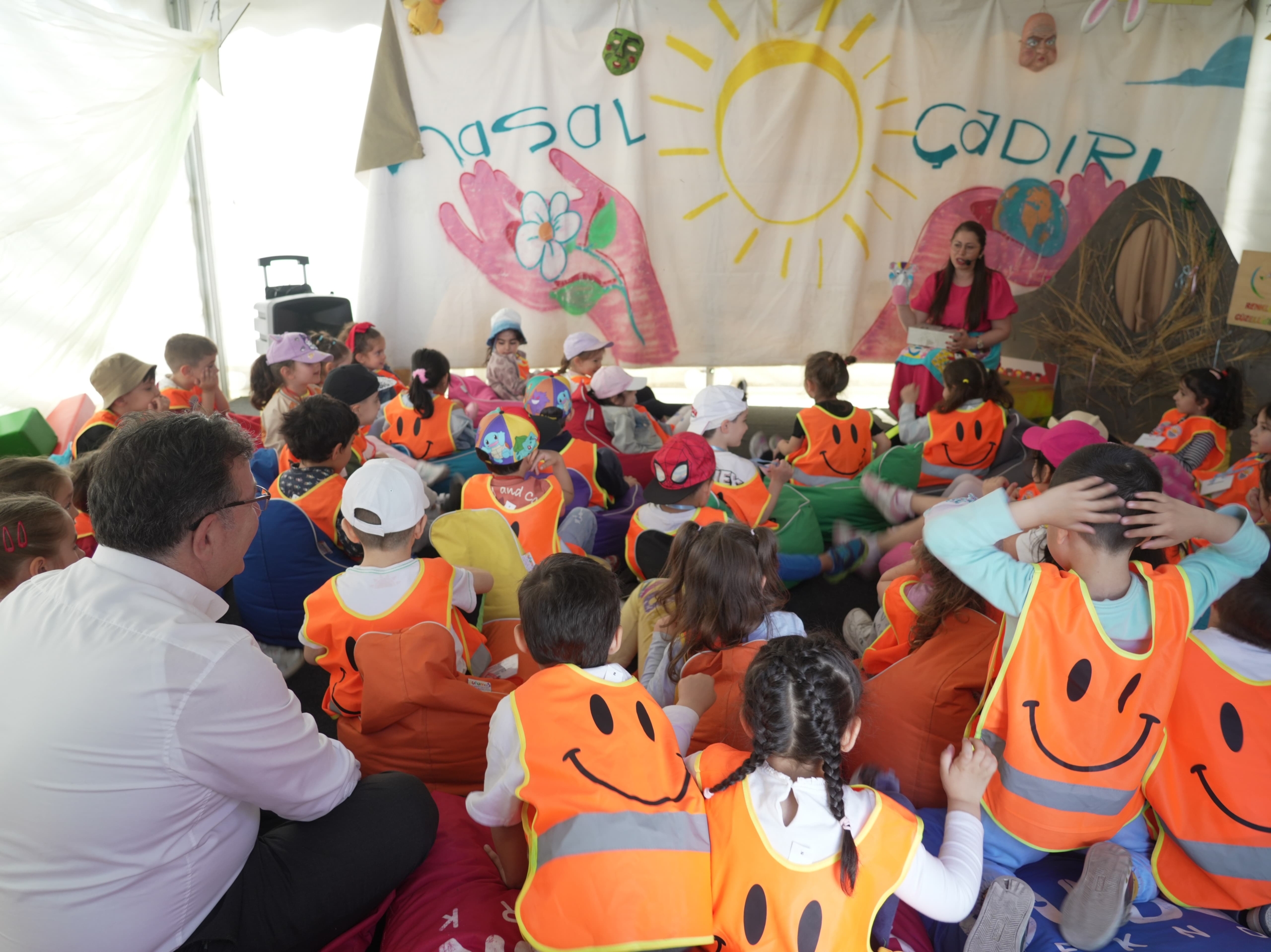 259bd857-62d5-4b15-8999-e838928b793d