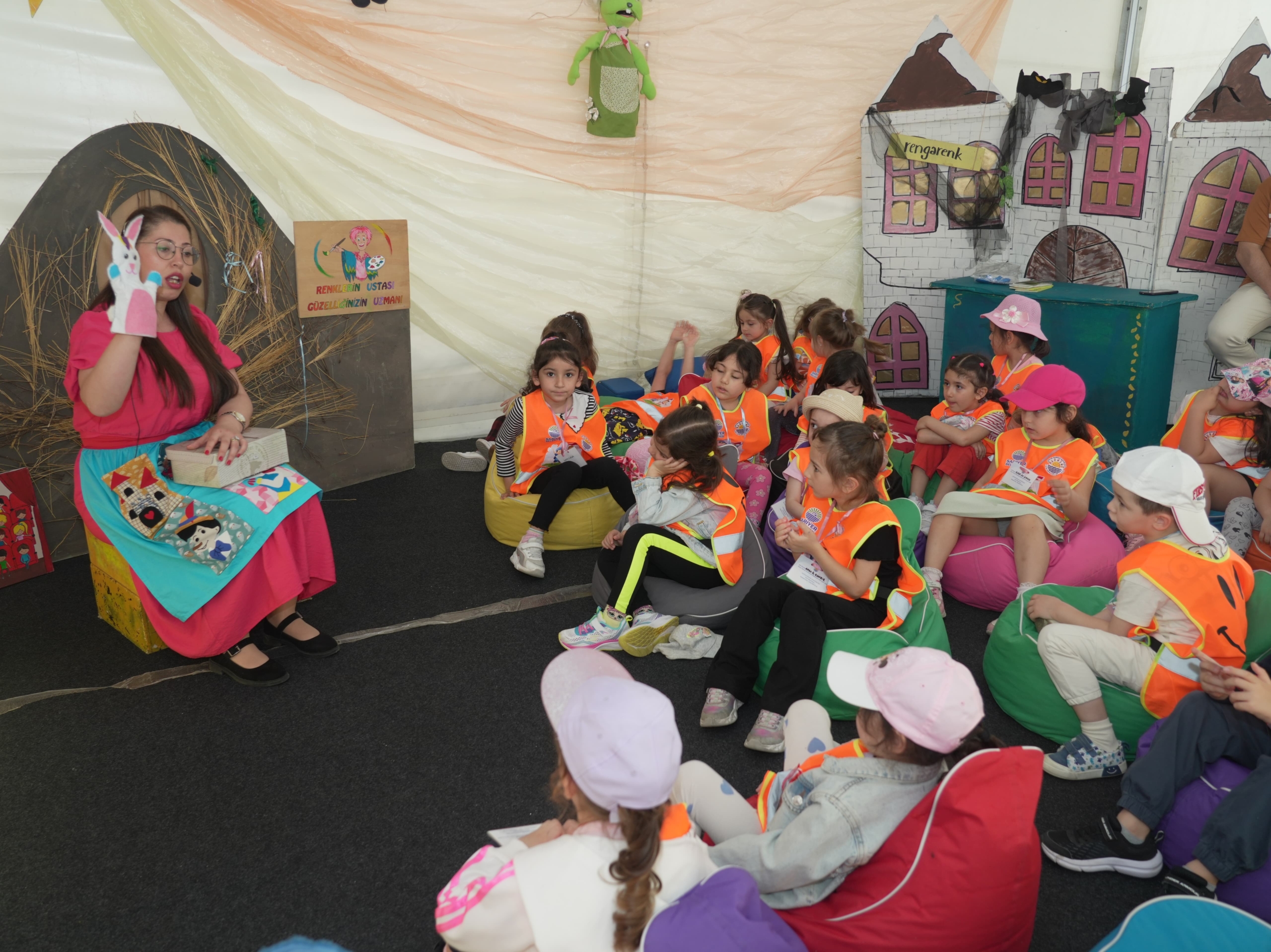 91aaa9ea-b2c0-4538-8bf5-c9eed790894e