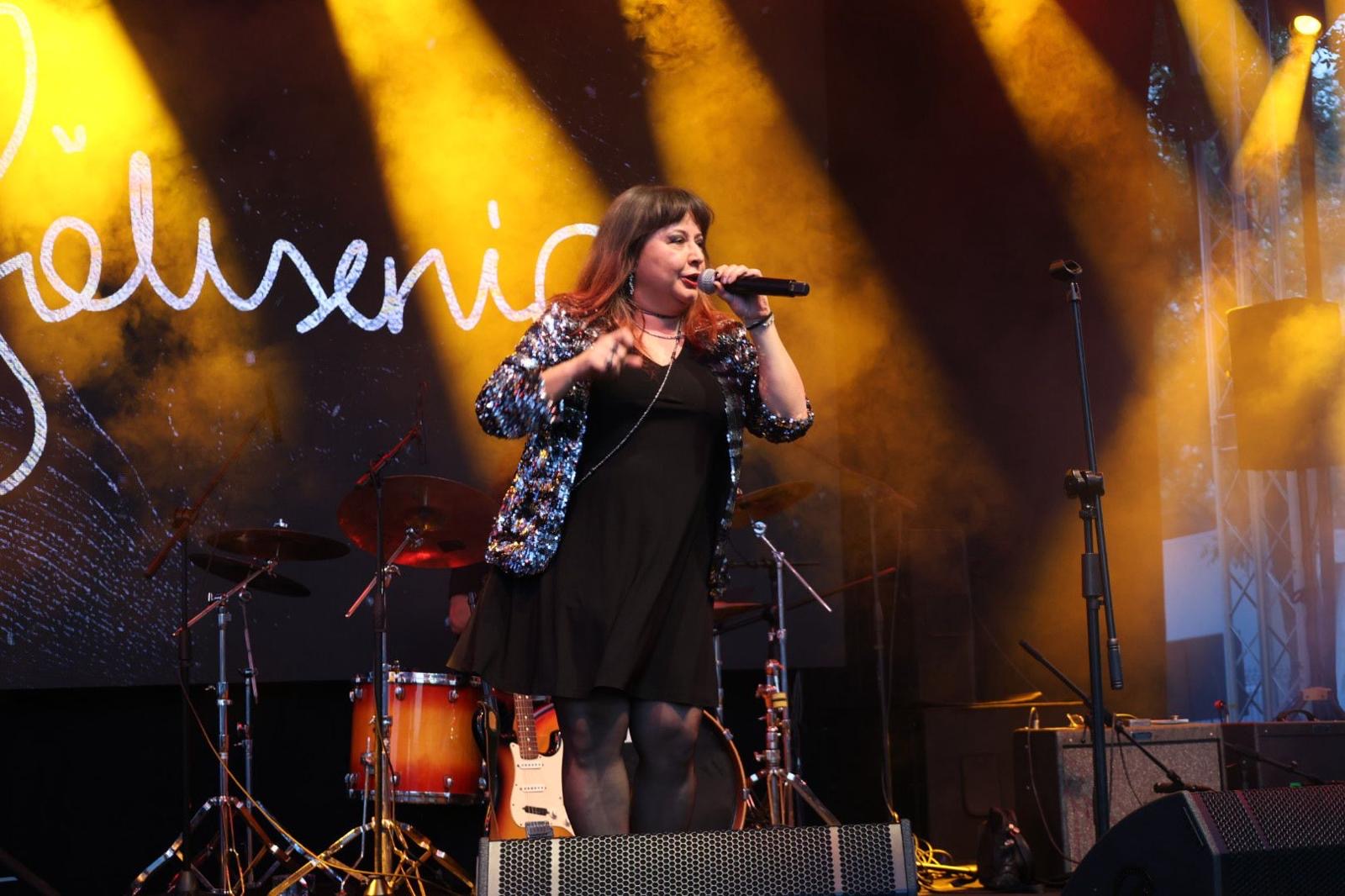 e34f636a-b158-4e8f-bbc2-26936da2aee2