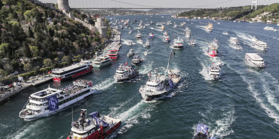 İstanbul Boğazı’nda Sarıyer donanması!