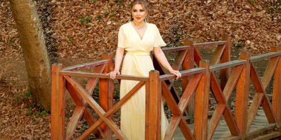 Yaz aşklarının yeni sesi “Elvan Elvan”