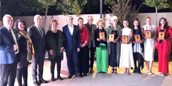 Kendi Ruhunun İzini Sürmek İsteyenlere: ‘İzlerin Ötesinde’