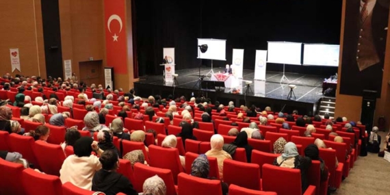 “Mutlu İnsan” Konferansı Sarıyer’de büyük ilgi gördü