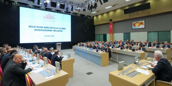 Vali Gül’den aylık değerlendirme toplantısı