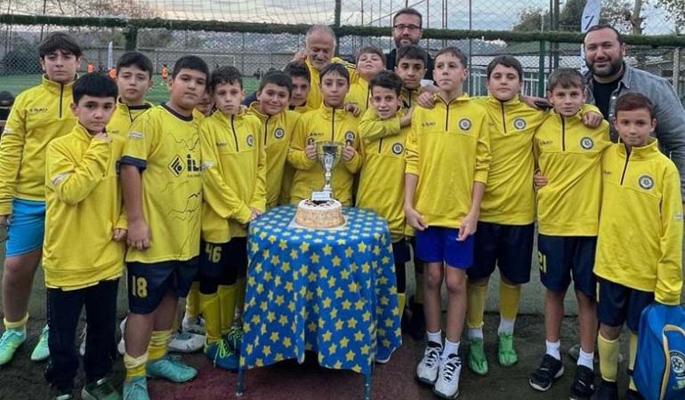 yildiz_kanaryalar_sampiyon